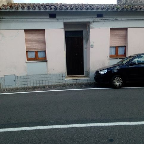 Casa indipendente in residenziale in Corso Impero 13