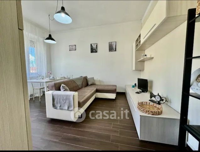 Appartamento in residenziale in Largo Viale Roma 8