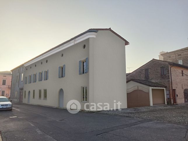 Appartamento in residenziale in Via Nazario Sauro 3