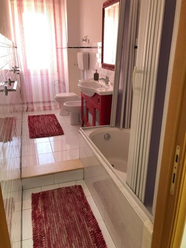 Appartamento in residenziale in Via Bascule 22