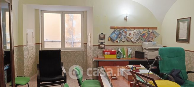Ufficio in commerciale in Via Foria 25