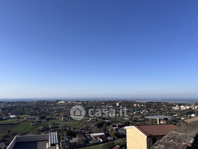 Appartamento in residenziale in Via Aurelia 20