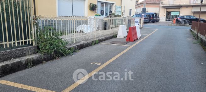 Garage/posto auto in residenziale in Via Ponte Vecchio 18