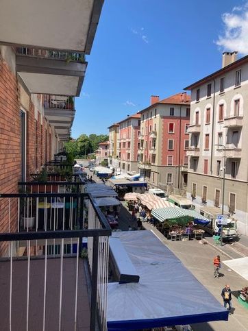 Appartamento in residenziale in Via Neera 16