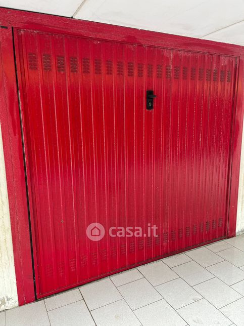 Garage/posto auto in residenziale in Via Belvedere