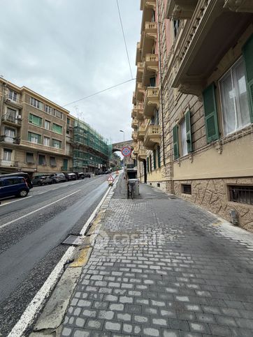 Box/posto auto in residenziale in Via B. Ottaviano