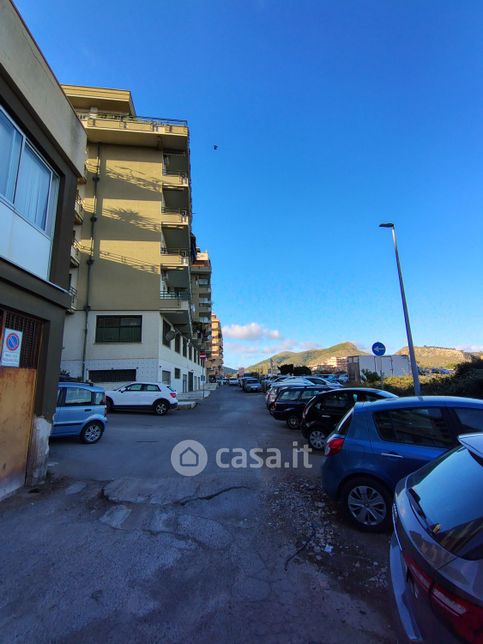 Garage/posto auto in residenziale in Via Giovanni Papini