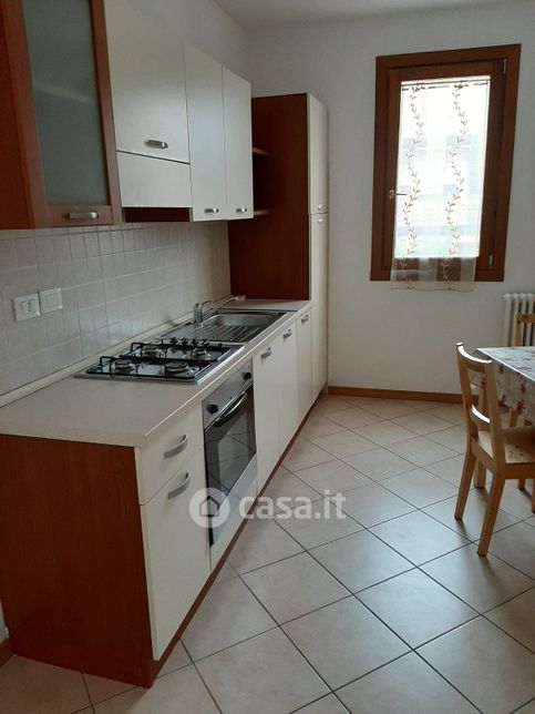 Appartamento in residenziale in Via Tergola