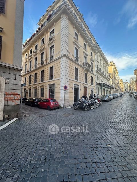 Appartamento in residenziale in Via Urbana