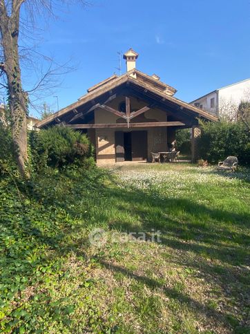 Villa in residenziale in Via Trieste 855