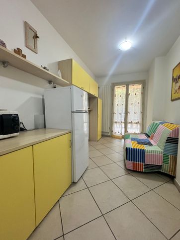 Appartamento in residenziale in Viale del Tirreno 3