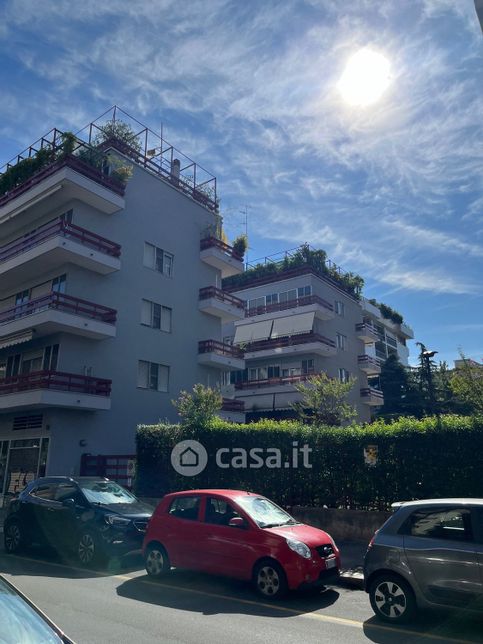 Appartamento in residenziale in Via Savona 27