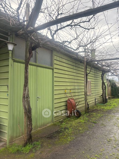 Terreno agricolo in commerciale in Via Cassia Nord