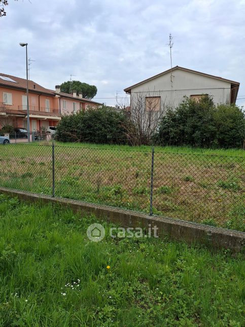 Terreno edificabile in residenziale in Via Umberto Giordano