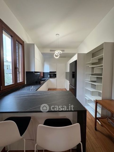 Appartamento in residenziale in Via San Fermo