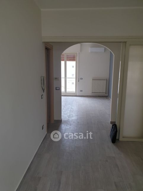 Appartamento in residenziale in Via macherione