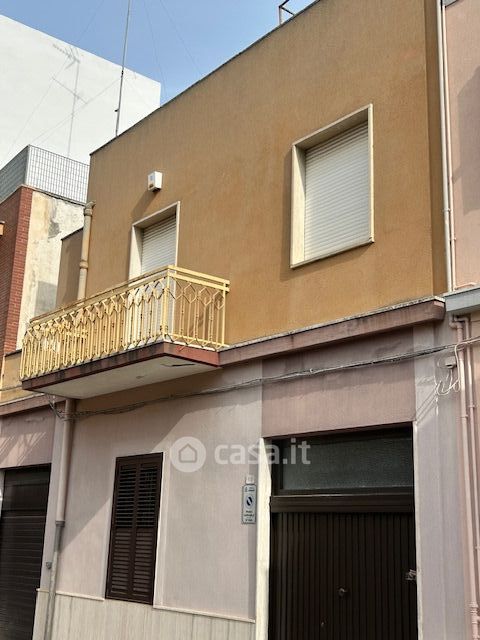 Appartamento in residenziale in Via Seneca 100