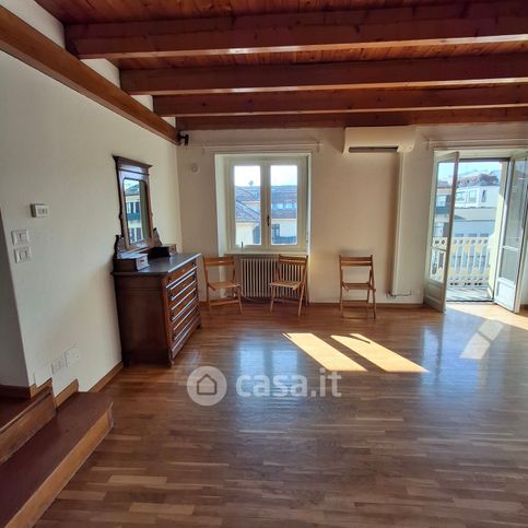 Appartamento in residenziale in Via Cernaia 15