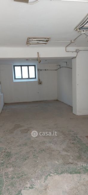 Box/posto auto in residenziale in Viale Gabriele D'Annunzio