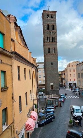 Appartamento in residenziale in Piazza Cairoli