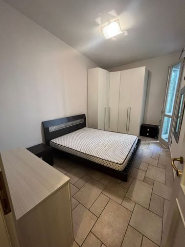 Appartamento in residenziale in Via Fiume Montone Abbandonato