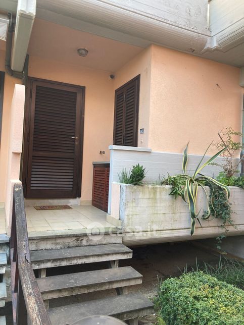 Villetta a schiera in residenziale in Via Gioacchino Rossini 23