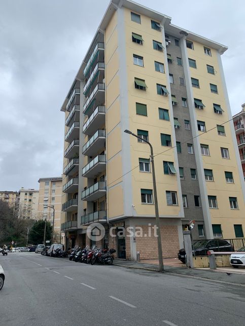 Appartamento in residenziale in Viale Virginia Centurione Bracelli 47