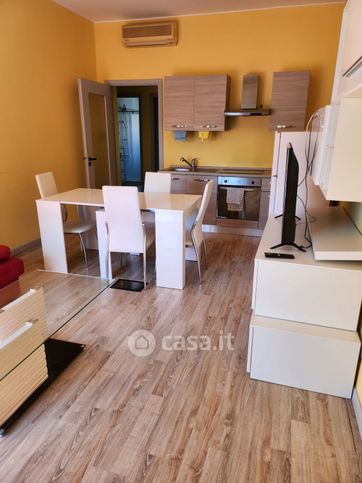 Appartamento in residenziale in Largo A. Manzoni 5