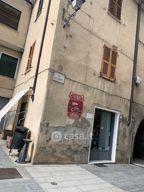 Casa indipendente in residenziale in Piazza Principe Doria 3