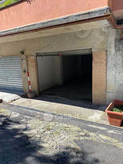 Box/posto auto in residenziale in Via Dodecaneso