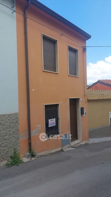 Casa indipendente in residenziale in Via Ospedale Civile 3