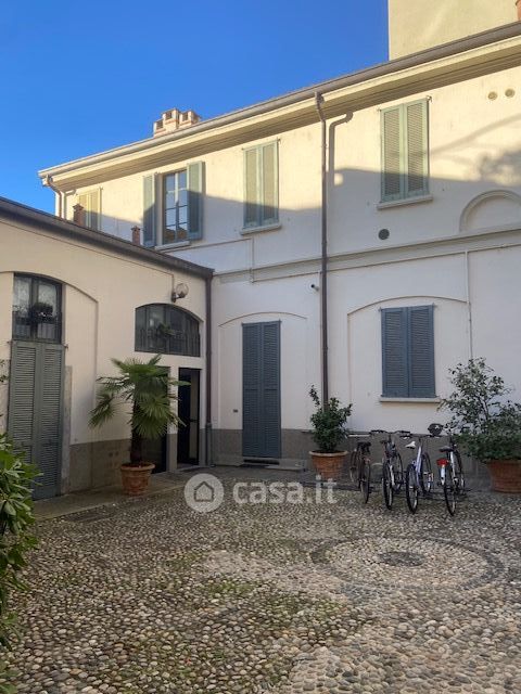 Appartamento in residenziale in Via Massimo D'Azeglio 11