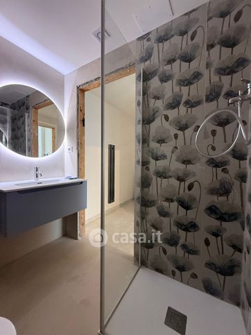 Appartamento in residenziale in Via Castelfidardo 20