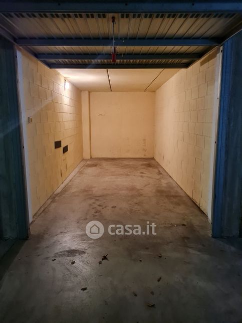 Garage/posto auto in residenziale in Via Gen. C. A. dalla Chiesa 3