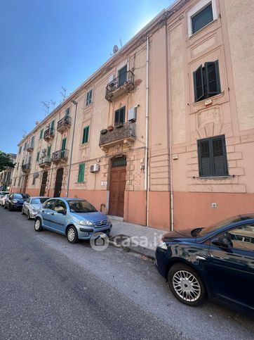 Appartamento in residenziale in Via Romagnosi 27