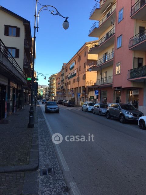 Garage/posto auto in residenziale in Via Roma