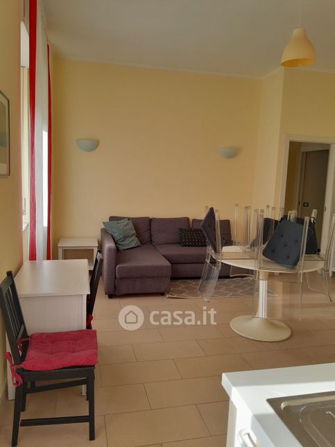 Appartamento in residenziale in Viale Regina Giovanna 28