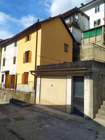 Casa indipendente in residenziale in Via A. Diaz 35