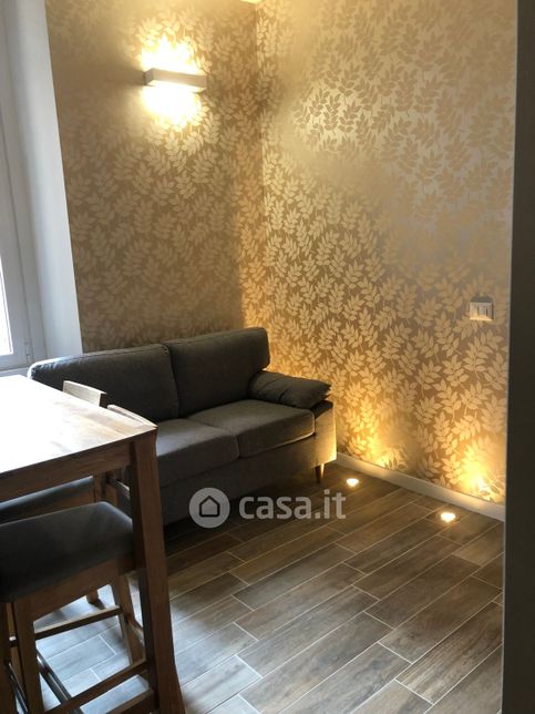 Appartamento in residenziale in Via CARCANO 21