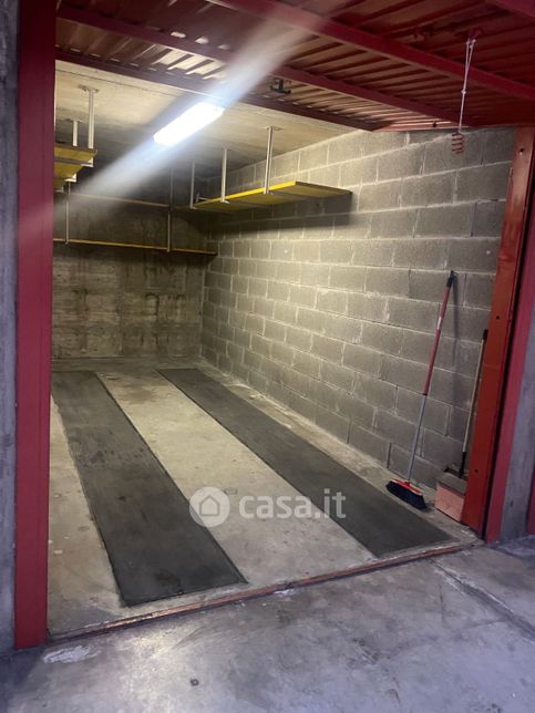 Garage/posto auto in residenziale in Via Roma 114 A