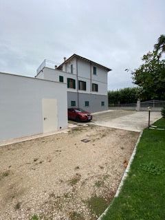 Appartamento in residenziale in Strada di Santa Maria Rossa