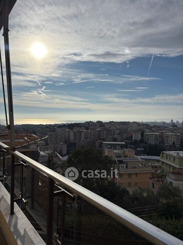 Appartamento in residenziale in Via Luciano Borzone