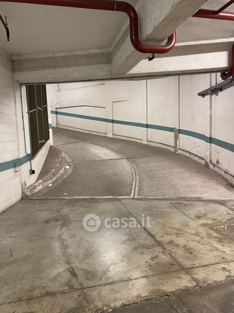 Box/posto auto in residenziale in Piazza Pietro Leopoldo