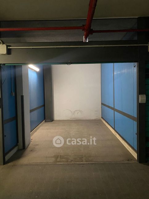 Garage/posto auto in residenziale in Via Giuseppe Grabinski 1