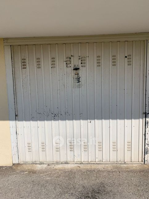 Garage/posto auto in residenziale in Via Giuliano da Maiano 20