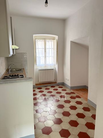 Appartamento in residenziale in Via Ippolito Landinelli