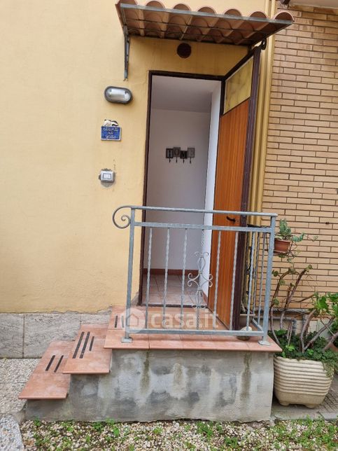 Appartamento in residenziale in Via Coni Zugna