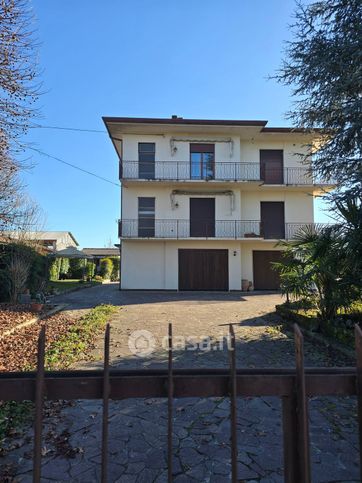 Casa indipendente in residenziale in Strada Saviabona 346