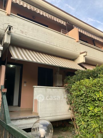 Villetta a schiera in residenziale in Viale Roma 383