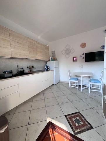 Appartamento in residenziale in Via Talamonese